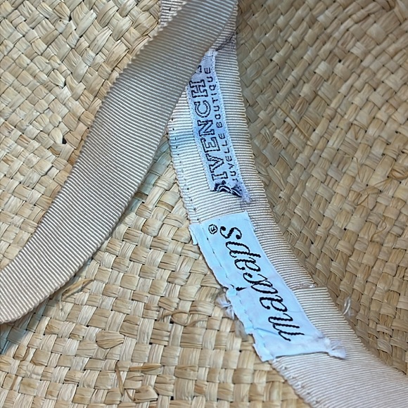 ULTRA VINTAGE GIVENCHY HAT - Picture 5 of 9